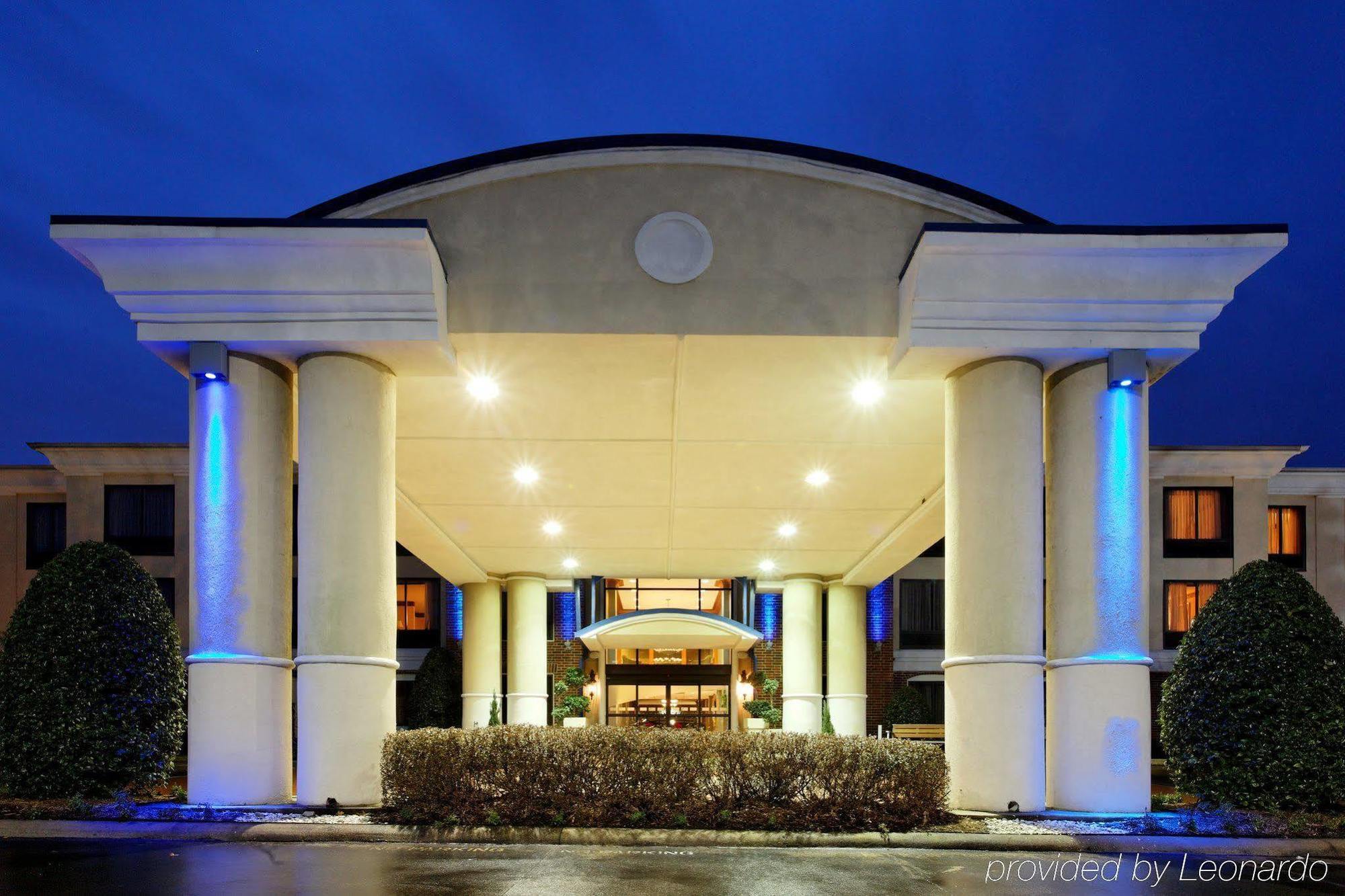 Holiday Inn Express North Tyler Exterior foto